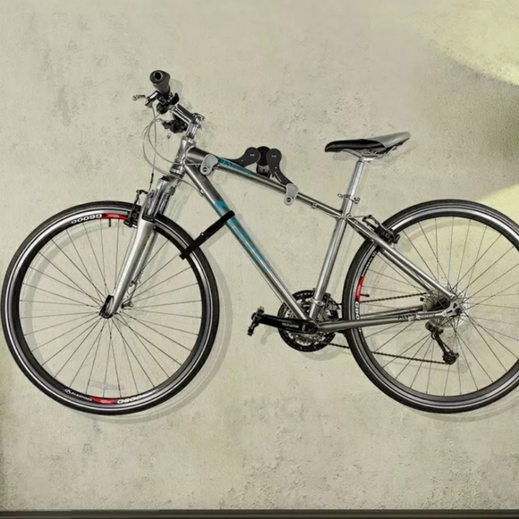 New Ibera Horizontal Bicycle Bike Wall Hanger - Picture 1 of 6